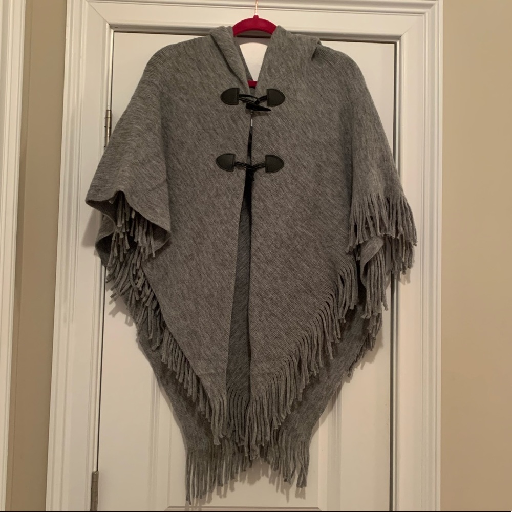 Grey Shawl Cape with Toggle Closing